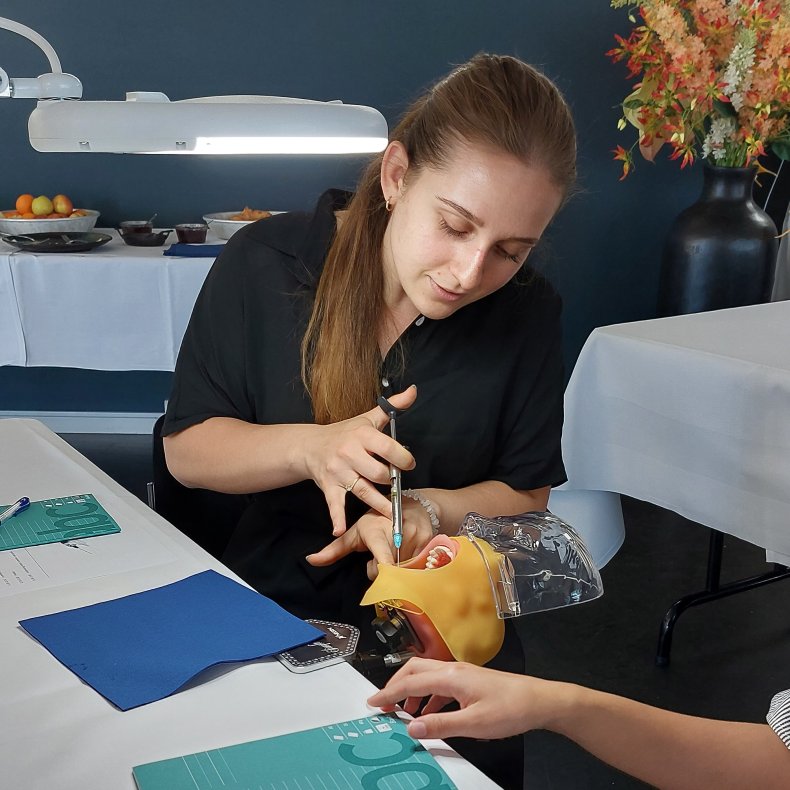 Lokalanalgesi for klinikassistenter og tandplejere